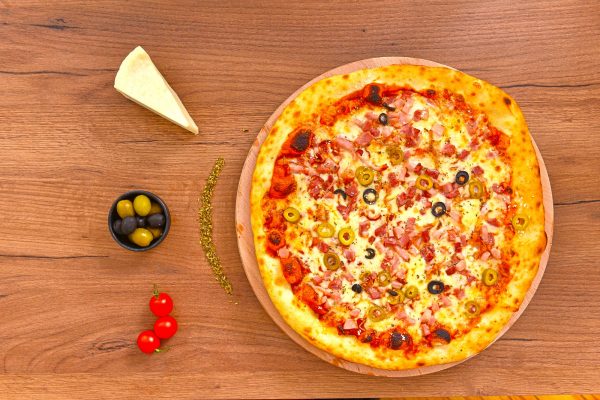 0010-pizza-kolenica